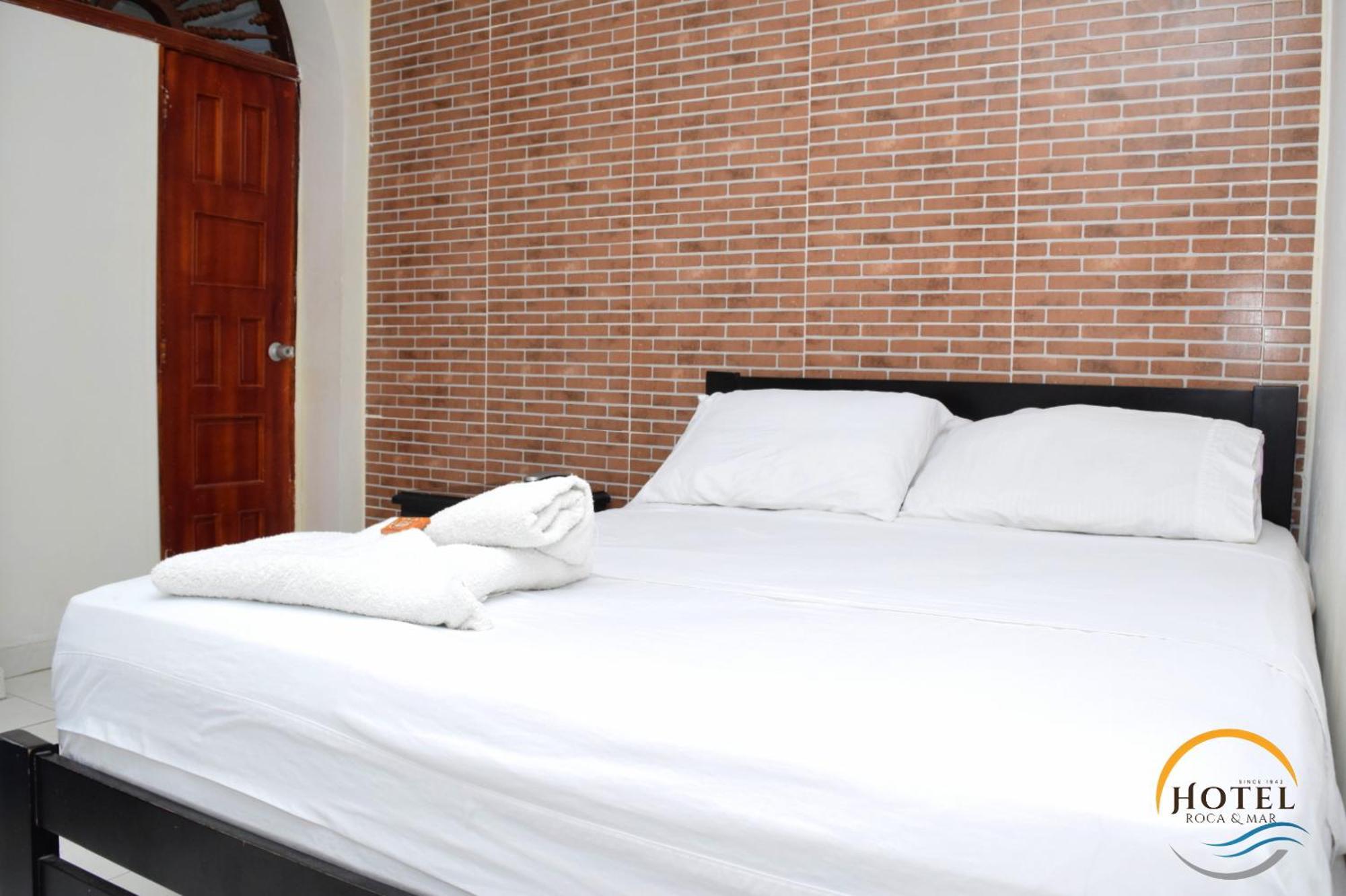 Hotel Roca & Mar Santa Marta  Bagian luar foto